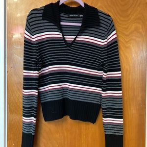 Ivanka Trump casual sweater striped v-neck collar